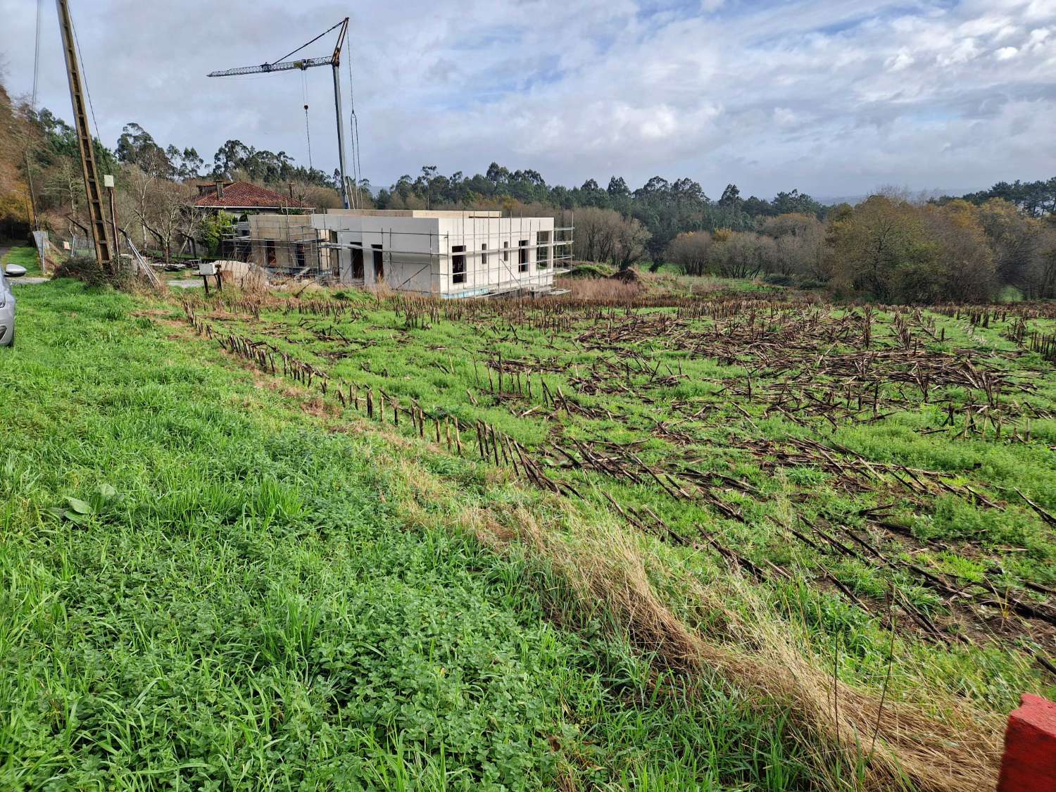 Building Site en venda in Brión