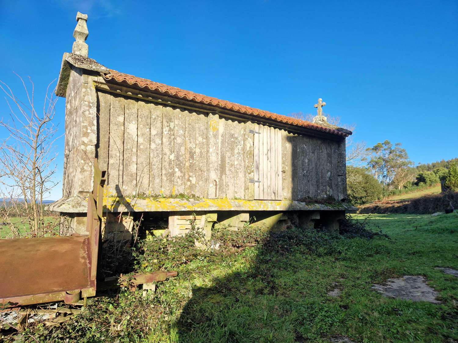 Casa en venda in Brión