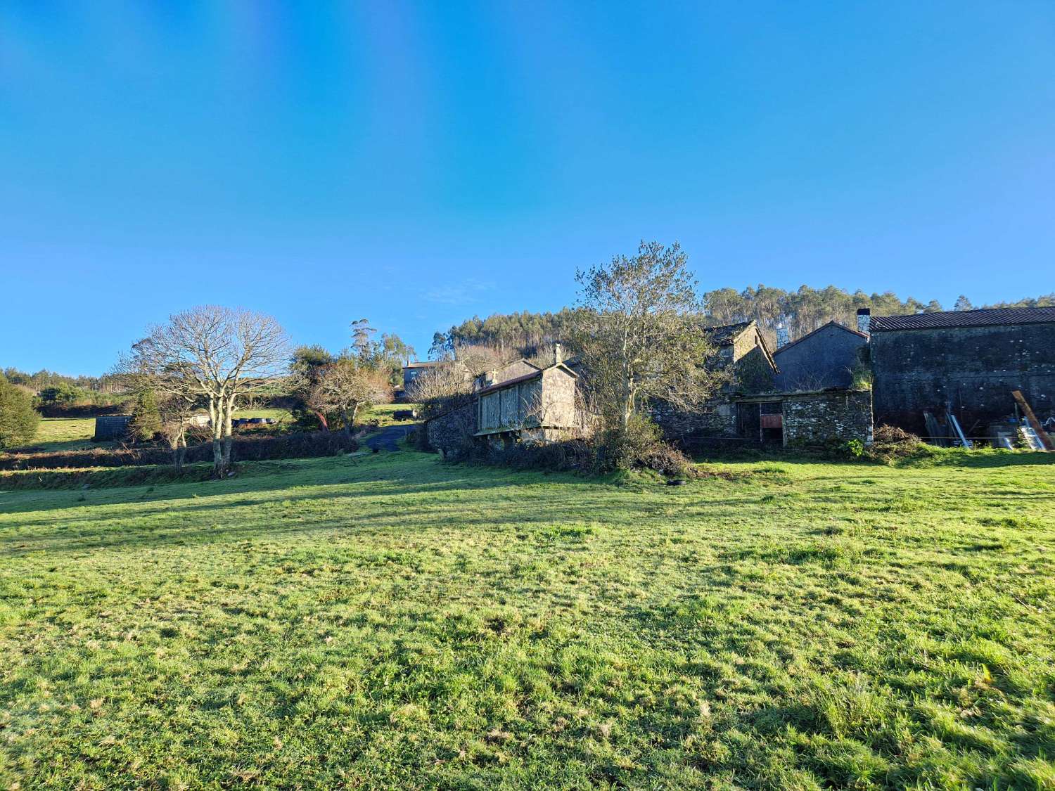 Casa en venda in Brión