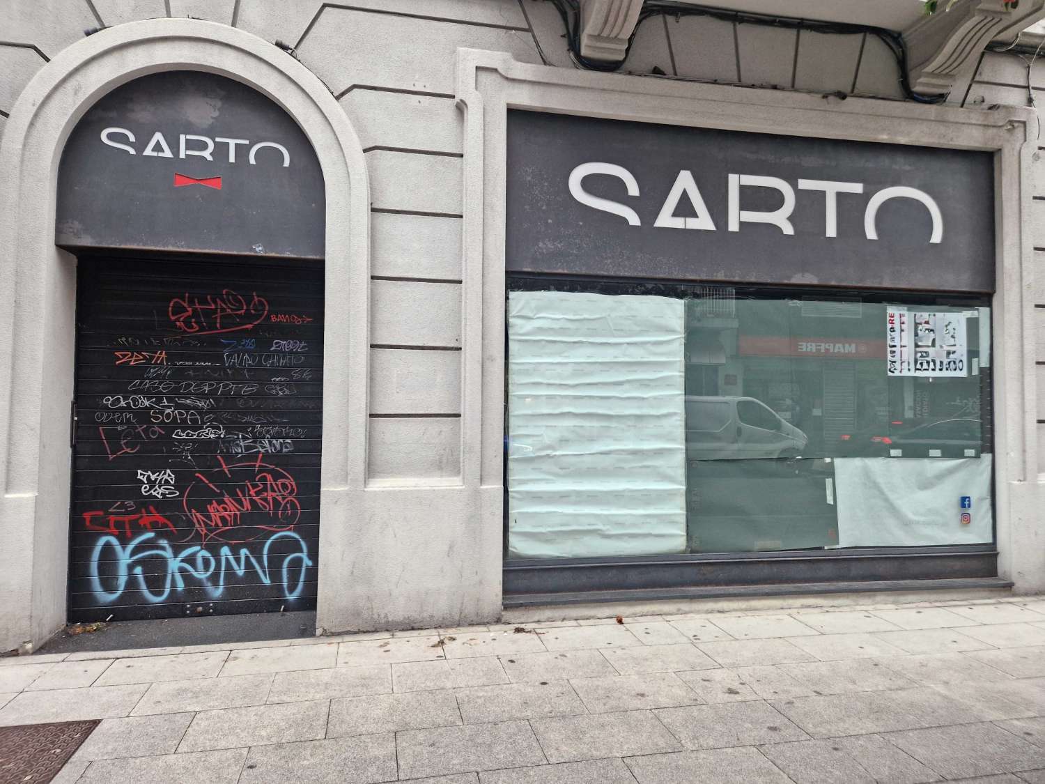 Tienda en lloguer in Santiago de Compostela